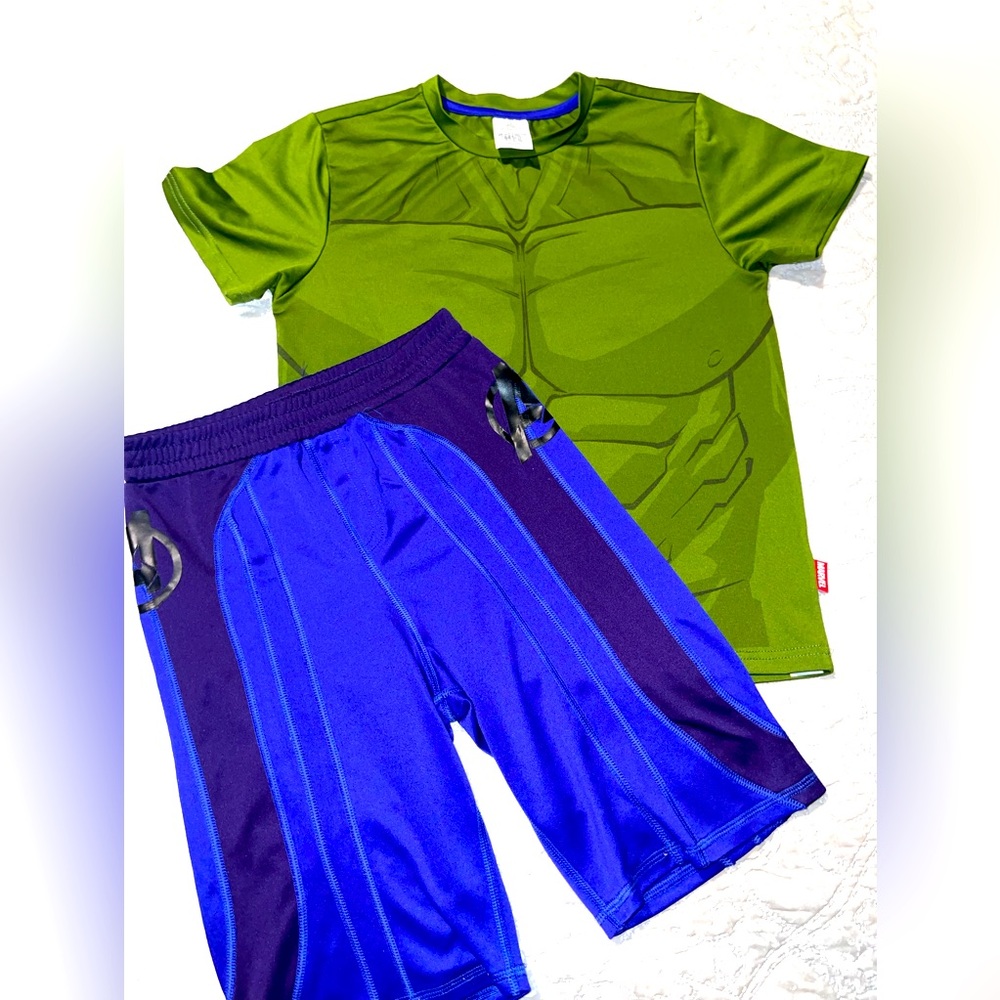 Marvel Boys Hulk Smash Shorts Outfit Size 9/10‎